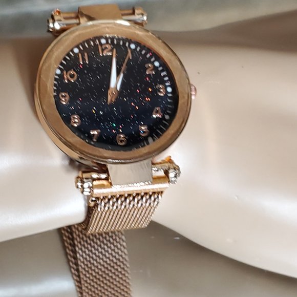 Starry Sky Watch - Beige, Black Sparkle Face, Large Number Time Marker - Picture 7 of 11